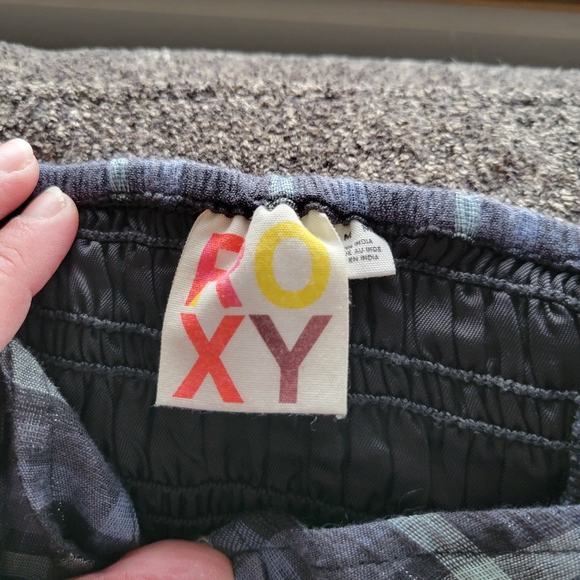 ⭐️2 FOR $20⭐️ Roxy strapless dress - Picture 3 of 4